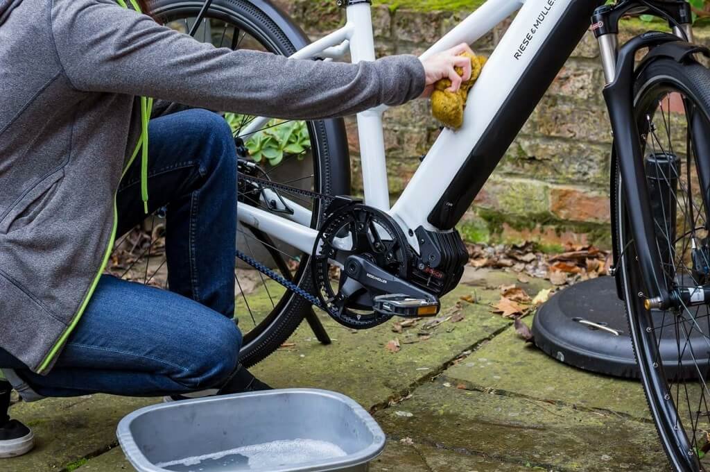 Brigth Power How to Keep an E-Bike Batteries Warm in Winter